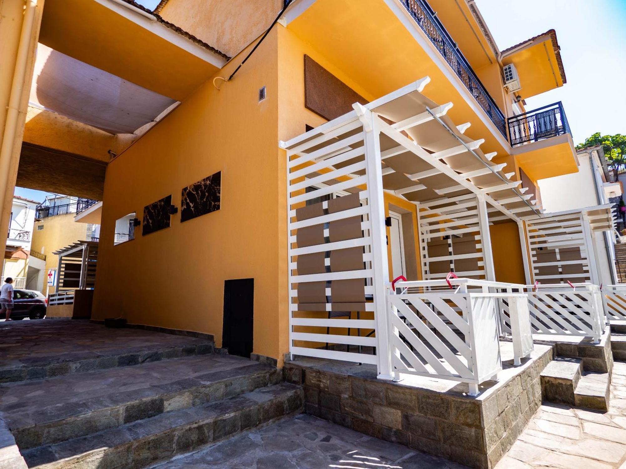 Thasscities Casa Studios Лименас Екстериор снимка