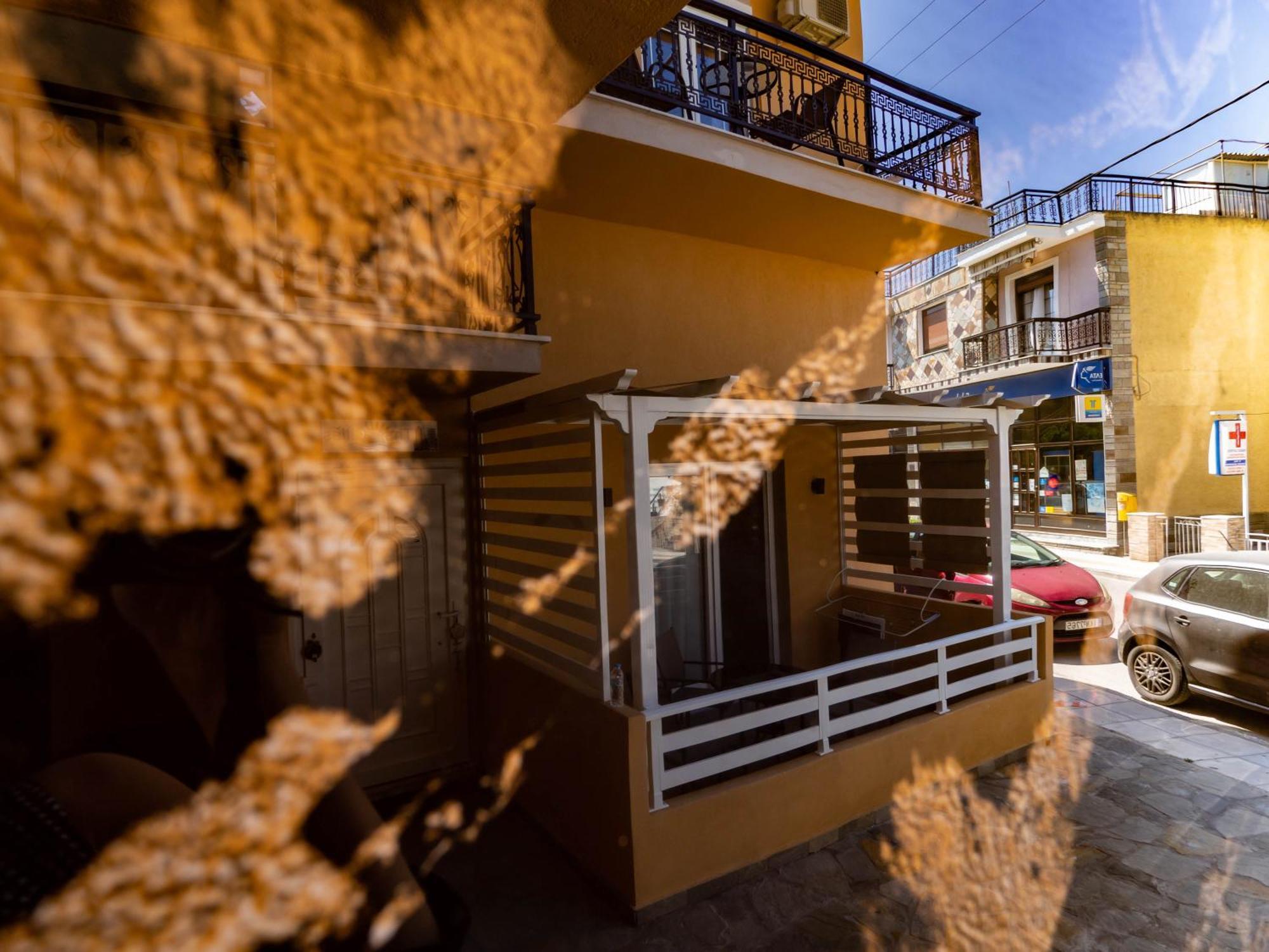 Thasscities Casa Studios Лименас Екстериор снимка