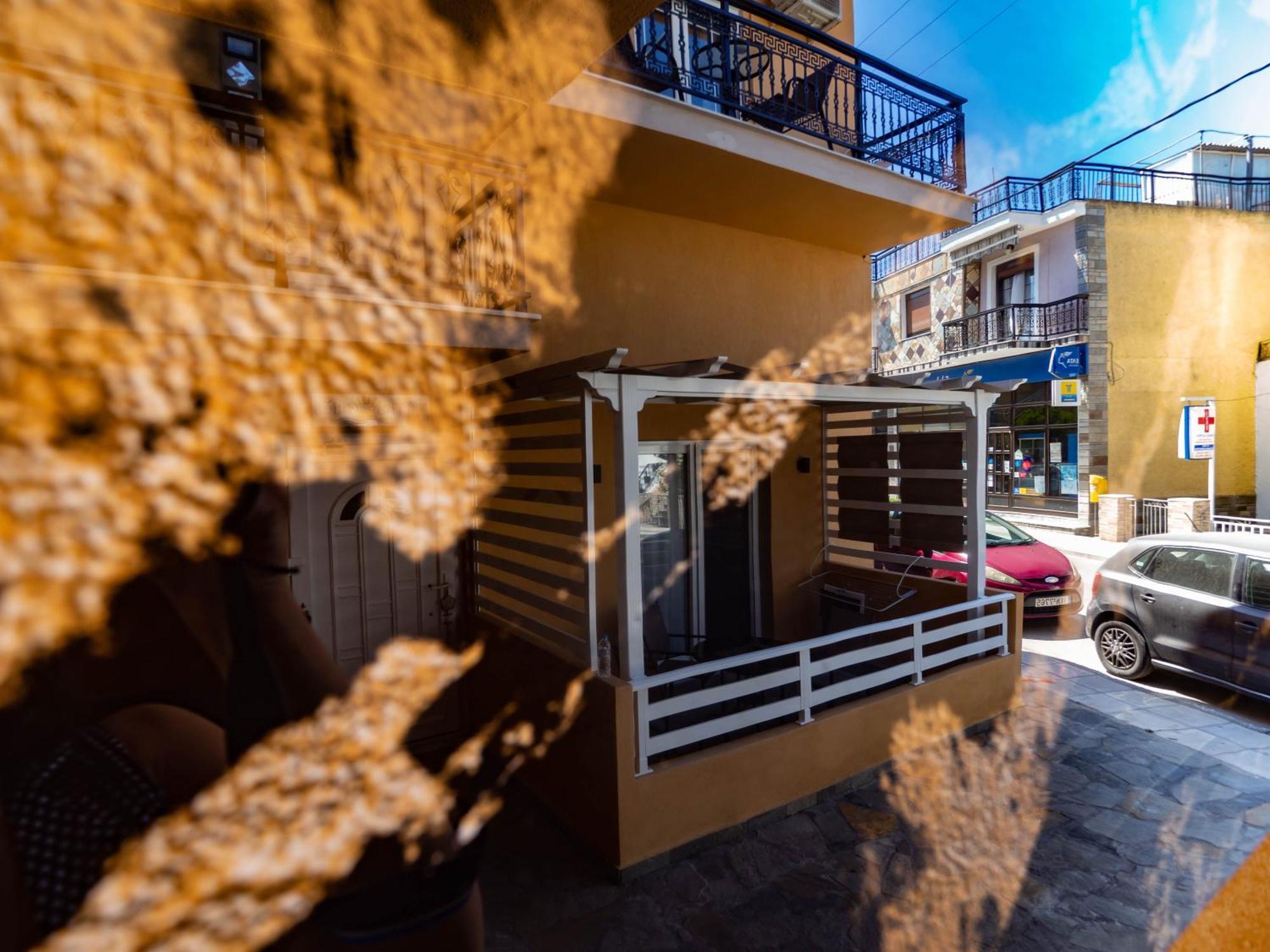 Thasscities Casa Studios Лименас Екстериор снимка