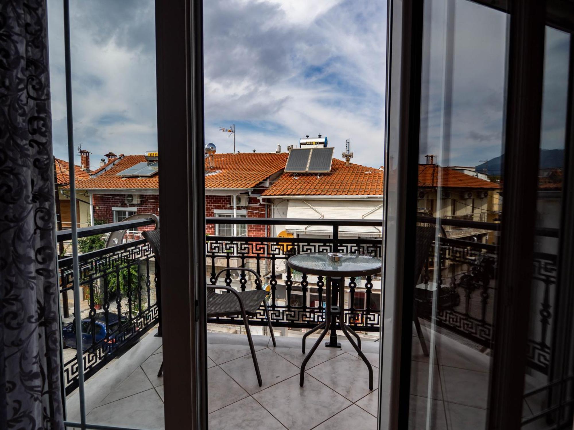 Thasscities Casa Studios Лименас Екстериор снимка